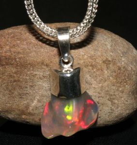 S157 Opal Pendant