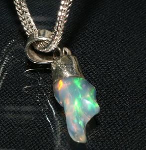 S158 Opal Pendant