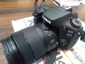 Brand new Canon DSLR Camera [EOS 90D]