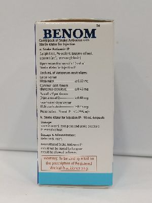 Combipack of snake antivenin with sterile water for ibjection (BENOM)