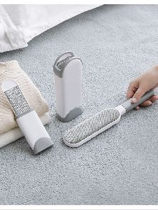2026 clothing Lint Remover Bed Sweeping brush to clothes zhan mao shua Electrostatic brush