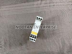 SIEMENS 3RN1010-1CM00 THERMISTOR MOTOR PROTECTION RELAY 3RN10101CM00