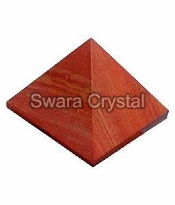 Red jasfar agate pyramid