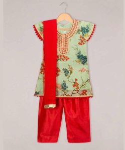 Girls Salwar Suit