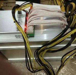 Bitmain Antminer L3+ with APW 3+ + Power Supply Scrypt
