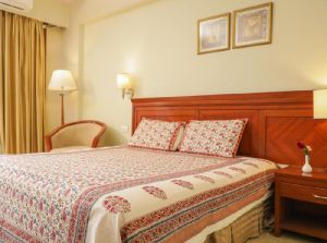 Brown Bhuta Jaal Bedsheet Set