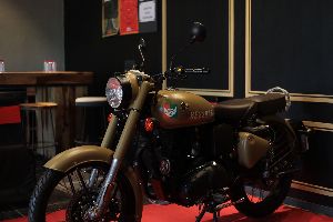 royal enfield motorcycle