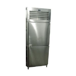 Vertical Freezer