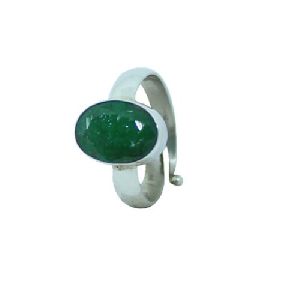 emerald ring