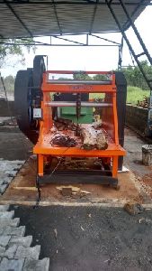 Wood Splitting Machine