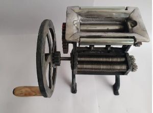 Manual Noodle Making Machine