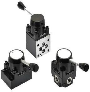 Polyhydron directional control valve