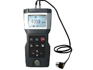 Accur-3 Ultrasonic Thickness Gauge