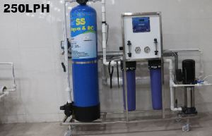 250 LPH Commercial RO Plant