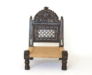 Wooden Pidda Chair