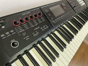 roland fa-08 88-key music workstation