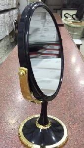 Magnified Mirror