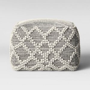 MO-BM-20-17 Pouf Ottoman