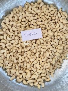 W320 Whole Cashew Nuts