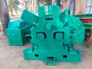 Jaggery Crusher Machine