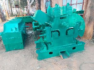 Jaggery Crusher Machine