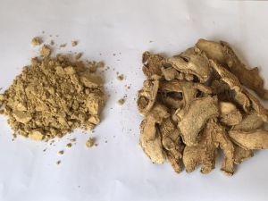 Ginger Flakes (Dry Ginger)