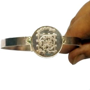 S930818-06 - Bodyguard Muneeswaran Yantra Silver Bracelet