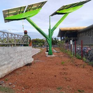 Solar Tree Hybrid