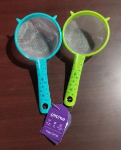 9 cm Plastic Tea Strainer