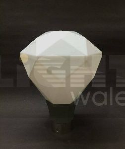 Diamond Shaped Gate Light