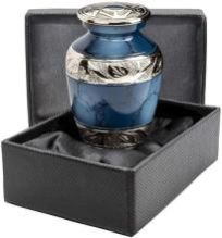 KEEPSAKE CREMATION URN