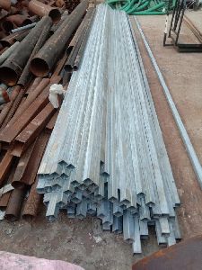 Galvanized Iron Fencing Pole