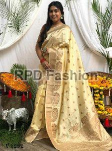 Karnika Banarasi Soft Silk Zari Woven Party Wear Saree