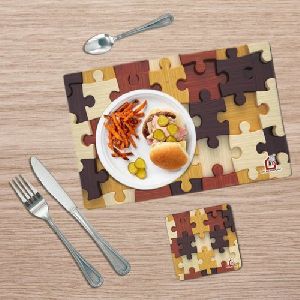 Puzzle Print Table Mat With Coaster Set