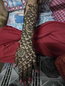 Herbal Mehandi Designing Services