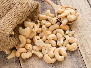 AM Premium Cashew Nuts 200 Gm