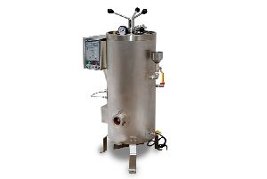 Triple Walled Vertical High Pressure Steam Sterilizer