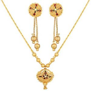 Gold Plated Pendant Set