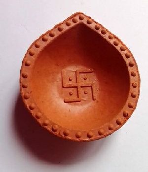 Clay Diya