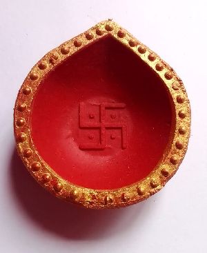 Clay Diya