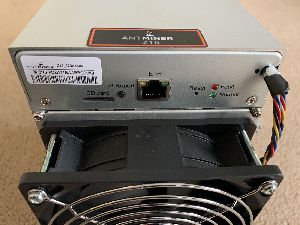 Brand new in box Bitmain Antminer Z15 420K Equihash ZEC SHIPS SAME DAY