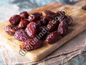 Dehydrated Dates