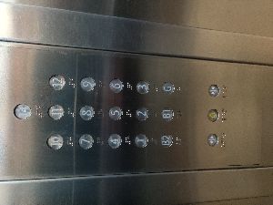 lift Braille signage