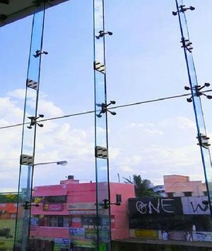 Spider Glass Fitting