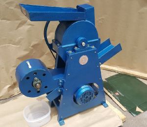 Groundnut Decorticator