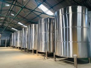 stainless steel tanks