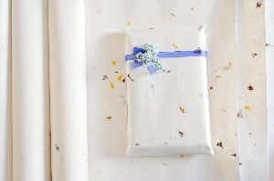 Flower Print Gift Wrapping Paper