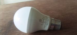 12 Watt LED Bulb