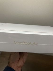 Authentic MacBook Air 13.6