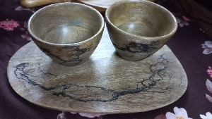 serving bowls with tray made up of wood